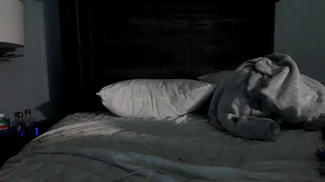 Snapshot of chased21 chatting on December 2, 6:41 am chased21 online show from December 2, 6:41 am