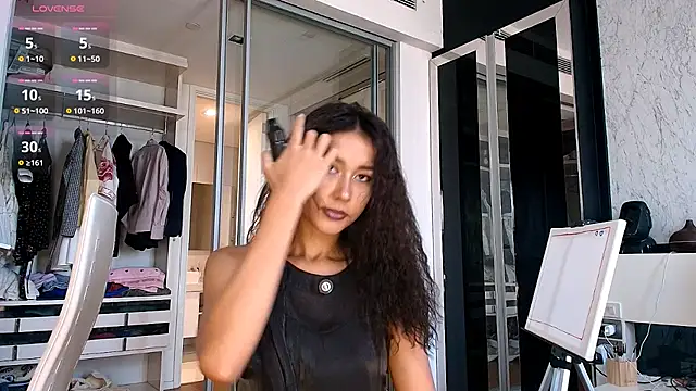 Melissa Mone online show from July 18, 4:27 am