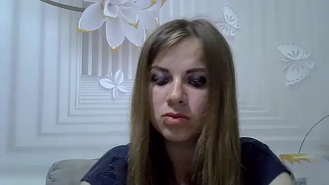 Snapshot of TinaFun4u chatting on June 19, 8:45 pm TinaFun4u online show from June 19, 8:45 pm