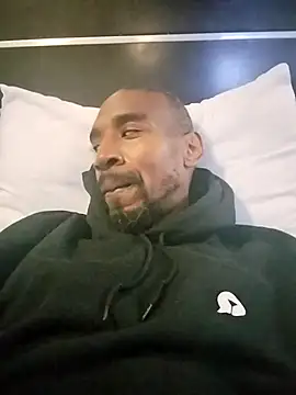 ElJudah7 online show from November 17, 2:17 am