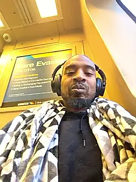 Snapshot of ElJudah7 chatting on January 13, 2:22 pm ElJudah7 online show from January 13, 2:22 pm