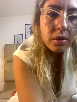 AdharaSmithh online show from September 20, 9:38 pm