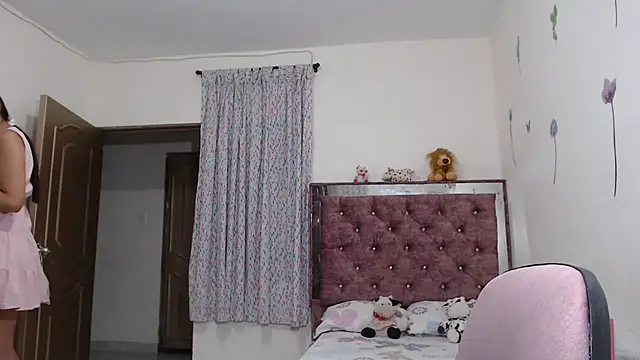 Snapshot of jaky_reyes chatting on February 23, 1:57 am jaky reyes online show from February 23, 1:57 am