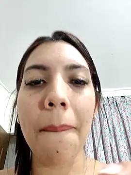 Snapshot of jaky_reyes chatting on February 23, 8:06 am jaky reyes online show from February 23, 8:06 am