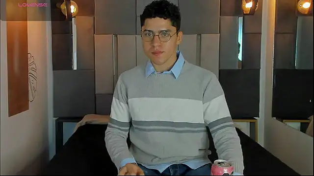 LiamNovak online show from January 12, 4:23 pm