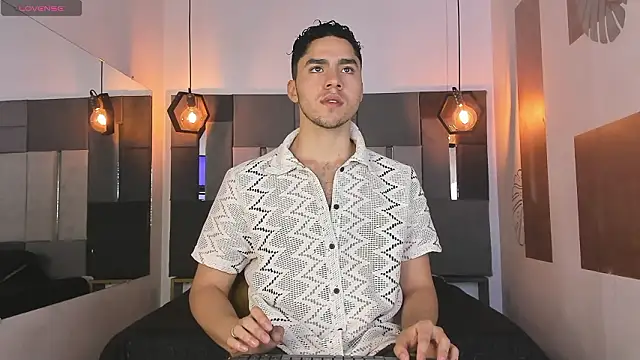 LiamNovak online show from February 21, 11:22 am