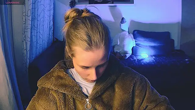 KatiKate online show from December 2, 8:11 pm