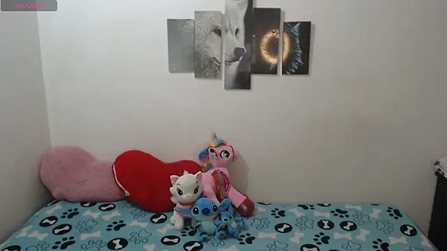 Pocahontas Princess  online show from October 1, 3:18 pm