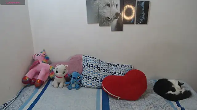 Pocahontas Princess  online show from October 29, 1:57 pm