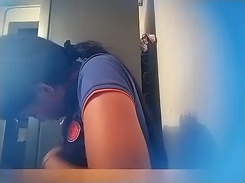 Snapshot of Pocahontas_Princess_ chatting on June 18, 3:18 am Pocahontas Princess online show from June 18, 3:18 am