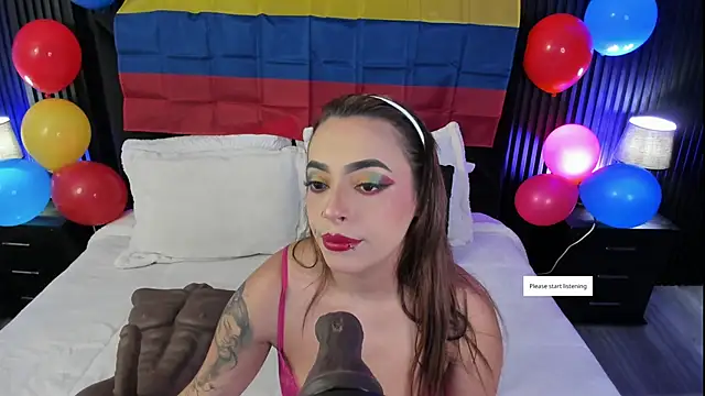 MiiaaMoonroee online show from July 3, 7:09 pm