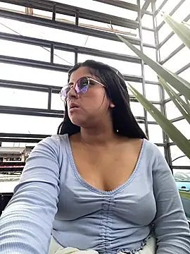 girl anni online show from February 7, 6:34 pm