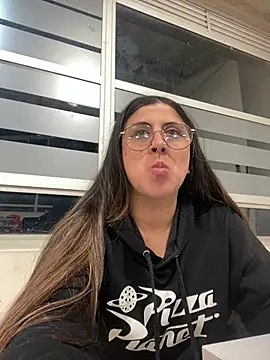 girl anni online show from February 28, 1:26 am