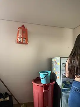 girl anni online show from February 28, 12:42 pm