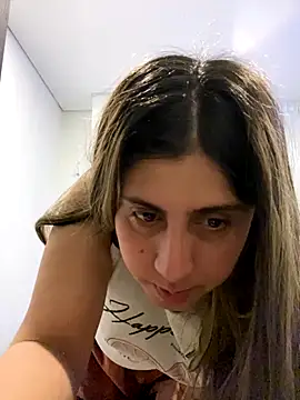 girl anni online show from October 10, 3:22 pm