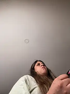 girl anni online show from October 18, 1:23 pm