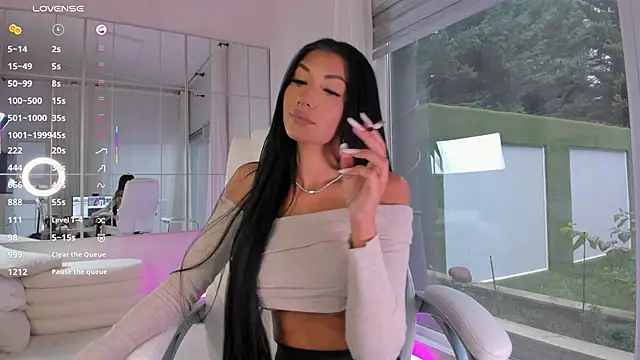 Snapshot of missdiamond_ chatting on November 23, 7:52 am missdiamond online show from November 23, 7:52 am