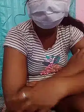 Snapshot of Villageammu18 chatting on December 17, 4:13 pm Villageammu18 online show from December 17, 4:13 pm