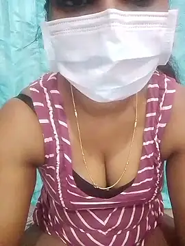 Snapshot of Villageammu18 chatting on December 18, 4:57 pm Villageammu18 online show from December 18, 4:57 pm