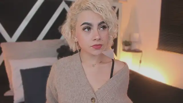 marian pinzon online show from December 14, 2:39 am