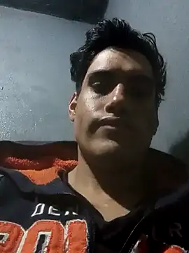 Snapshot of GaMeCrAc1 chatting on December 7, 3:58 am GaMeCrAc1 online show from December 7, 3:58 am