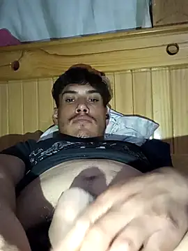 Snapshot of GaMeCrAc1 chatting on October 1, 9:15 am GaMeCrAc1 online show from October 1, 9:15 am