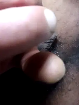 Snapshot of GaMeCrAc1 chatting on November 12, 10:37 am GaMeCrAc1 online show from November 12, 10:37 am