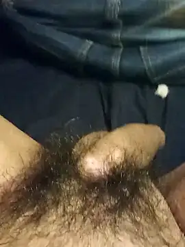 Snapshot of GaMeCrAc1 chatting on January 8, 8:27 am GaMeCrAc1 online show from January 8, 8:27 am