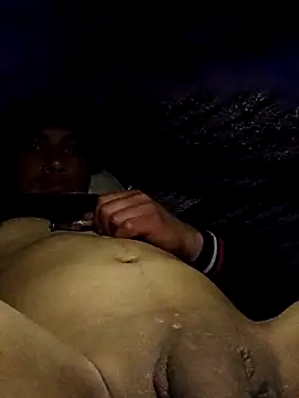 Snapshot of GaMeCrAc1 chatting on February 11, 9:36 am GaMeCrAc1 online show from February 11, 9:36 am