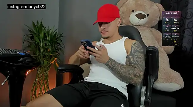 Snapshot of boyc022_ chatting on February 28, 11:56 pm boyc022 online show from February 28, 11:56 pm