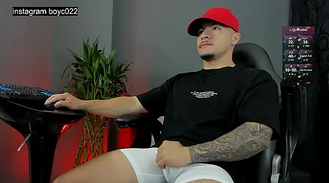 Snapshot of boyc022_ chatting on March 14, 12:54 am boyc022 online show from March 14, 12:54 am