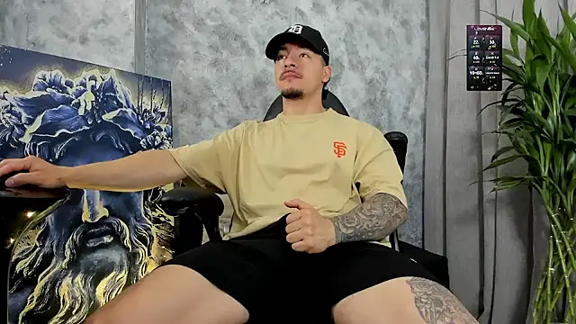 Snapshot of boyc022_ chatting on November 9, 1:09 pm boyc022 online show from November 9, 1:09 pm