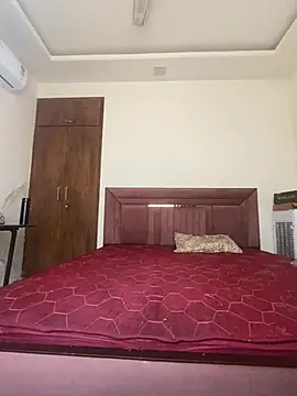 Emmy kapoor online show from February 6, 6:07 am