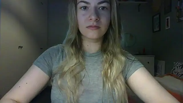 Snapshot of ROSIEx_sweet chatting on June 10, 7:07 am ROSIEx sweet online show from June 10, 7:07 am