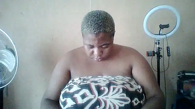 bustyboobs6 online show from February 14, 6:21 am