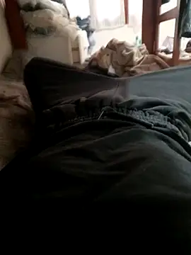 Snapshot of Loytder chatting on November 8, 10:08 pm Loytder online show from November 8, 10:08 pm