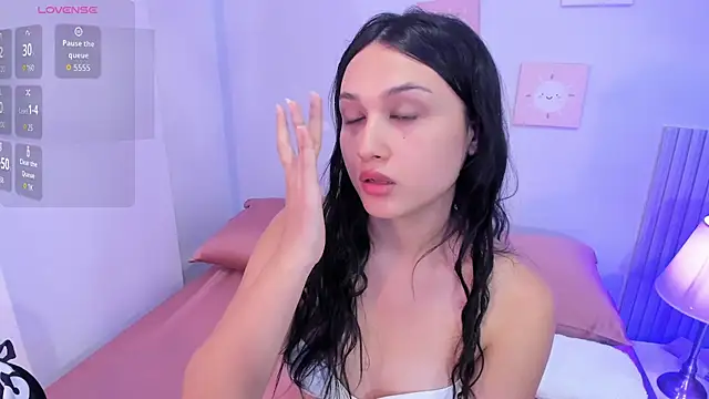 lana boomer online show from July 28, 9:14 pm
