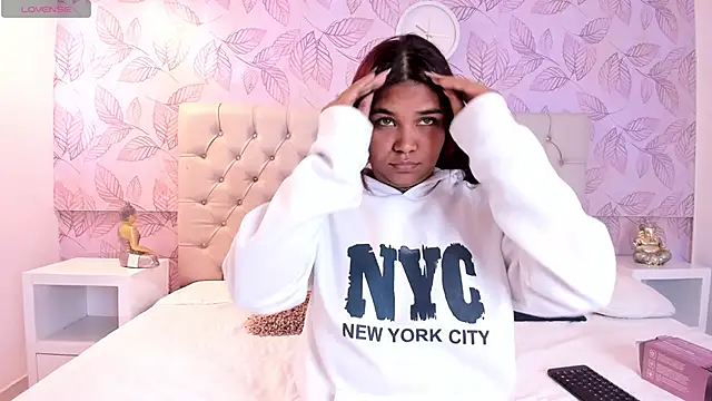 Carolina Evanss online show from February 1, 3:41 am