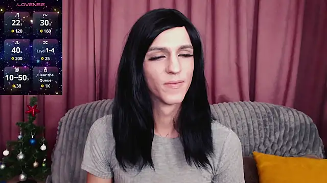 Snapshot of _CRYSTAL_tgirl chatting on December 24, 12:33 pm CRYSTAL tgirl online show from December 24, 12:33 pm