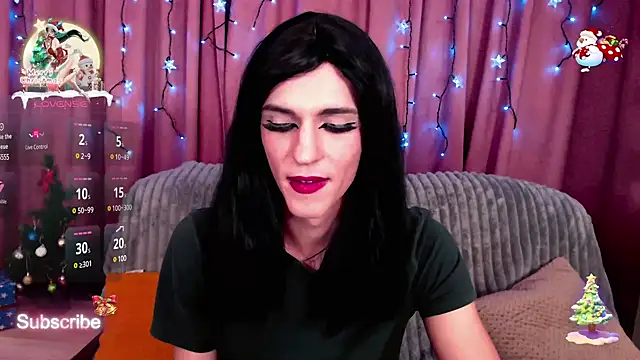 Snapshot of _CRYSTAL_tgirl chatting on January 14, 9:30 pm CRYSTAL tgirl online show from January 14, 9:30 pm