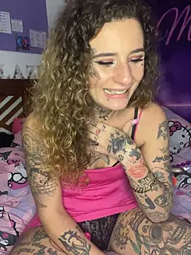 Snapshot of BlazyKitsune- chatting on January 2, 6:01 pm BlazyKitsune- online show from January 2, 6:01 pm