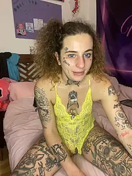 Snapshot of BlazyKitsune- chatting on January 27, 2:35 pm BlazyKitsune- online show from January 27, 2:35 pm