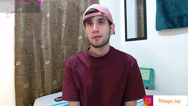 Snapshot of Thhiago_tay chatting on November 14, 2:21 am Thhiago tay online show from November 14, 2:21 am