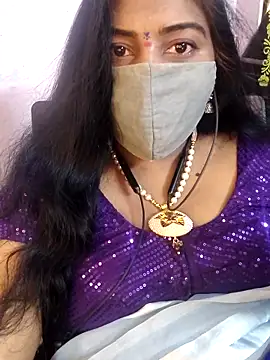 RomeoJuliet345 online show from March 1, 5:26 pm