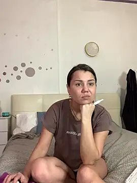 Snapshot of MiraMiss chatting on March 16, 9:38 am MiraMiss online show from March 16, 9:38 am