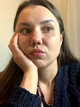 Snapshot of MiraMiss chatting on November 2, 8:33 pm MiraMiss online show from November 2, 8:33 pm