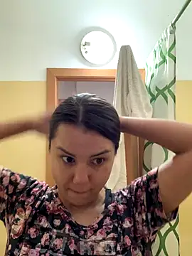 Snapshot of MiraMiss chatting on November 13, 6:56 am MiraMiss online show from November 13, 6:56 am