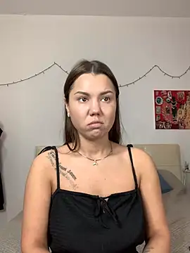 Snapshot of MiraMiss chatting on November 22, 9:08 am MiraMiss online show from November 22, 9:08 am