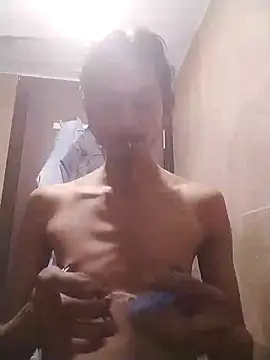 jenilmax online show from December 1, 4:51 pm