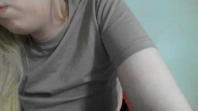 Snapshot of bunnyamy chatting on January 17, 12:42 pm bunnyamy online show from January 17, 12:42 pm